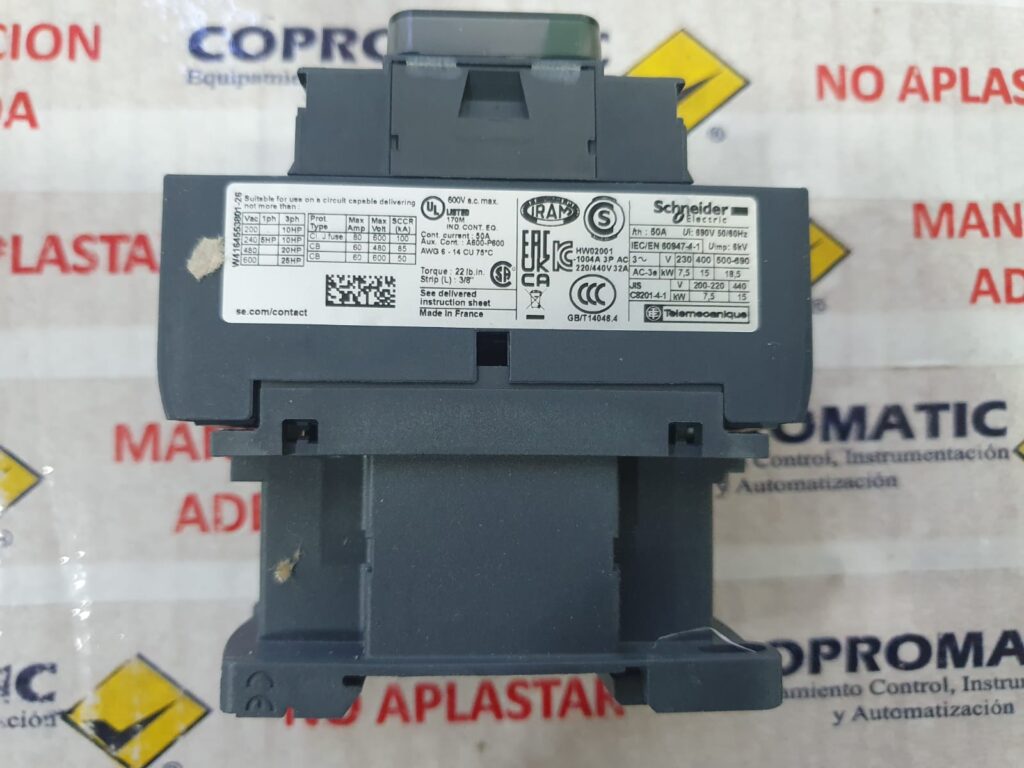 thumbnail image 2 of Schneider Electric LC1DT32G7 Contactor - 4 Pole, Brand New Black Finish 2 of 5